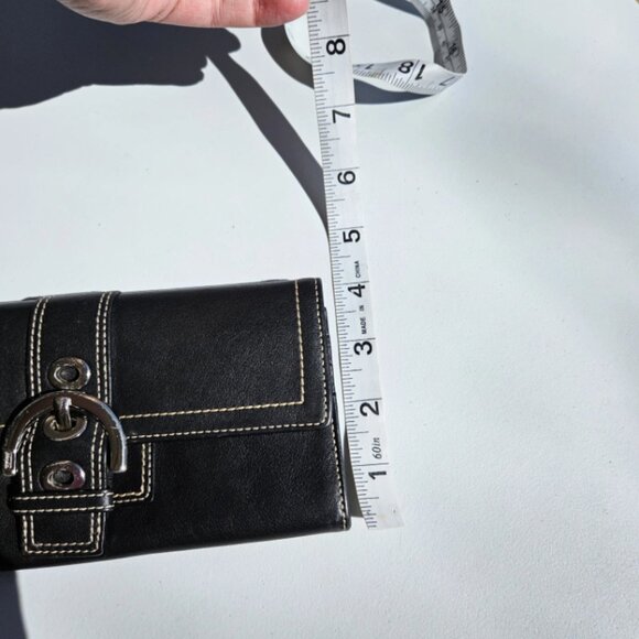 Vintage Coach Soho Y2K Clutch Wallet Trifold Buckle Black GUC - Picture 5 of 12